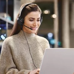 Jabra Evolve2 30 SE Corded USB Headset -JABRA Store 15c23510 a6c0 4a7d b1d0 524438ab5a1d evolve2 30 some post uc certified 1000x1000 8