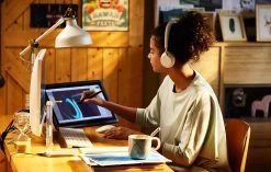 Yealink BH72 Teams Bluetooth Headset -JABRA Store 2j6a6438 2 12