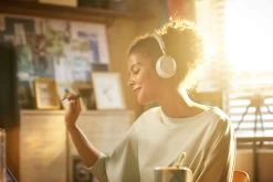 Yealink BH72 Teams Bluetooth Headset -JABRA Store 2j6a6632 1 12