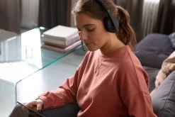 EPOS ADAPT 261 Bluetooth Headset USB-C -JABRA Store adapt 200 lifestyle 02 1 1 1