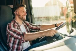 Yealink BH71 Workstation Pro Teams Bluetooth Wireless Headset, USB-A -JABRA Store lifestyle 4 2