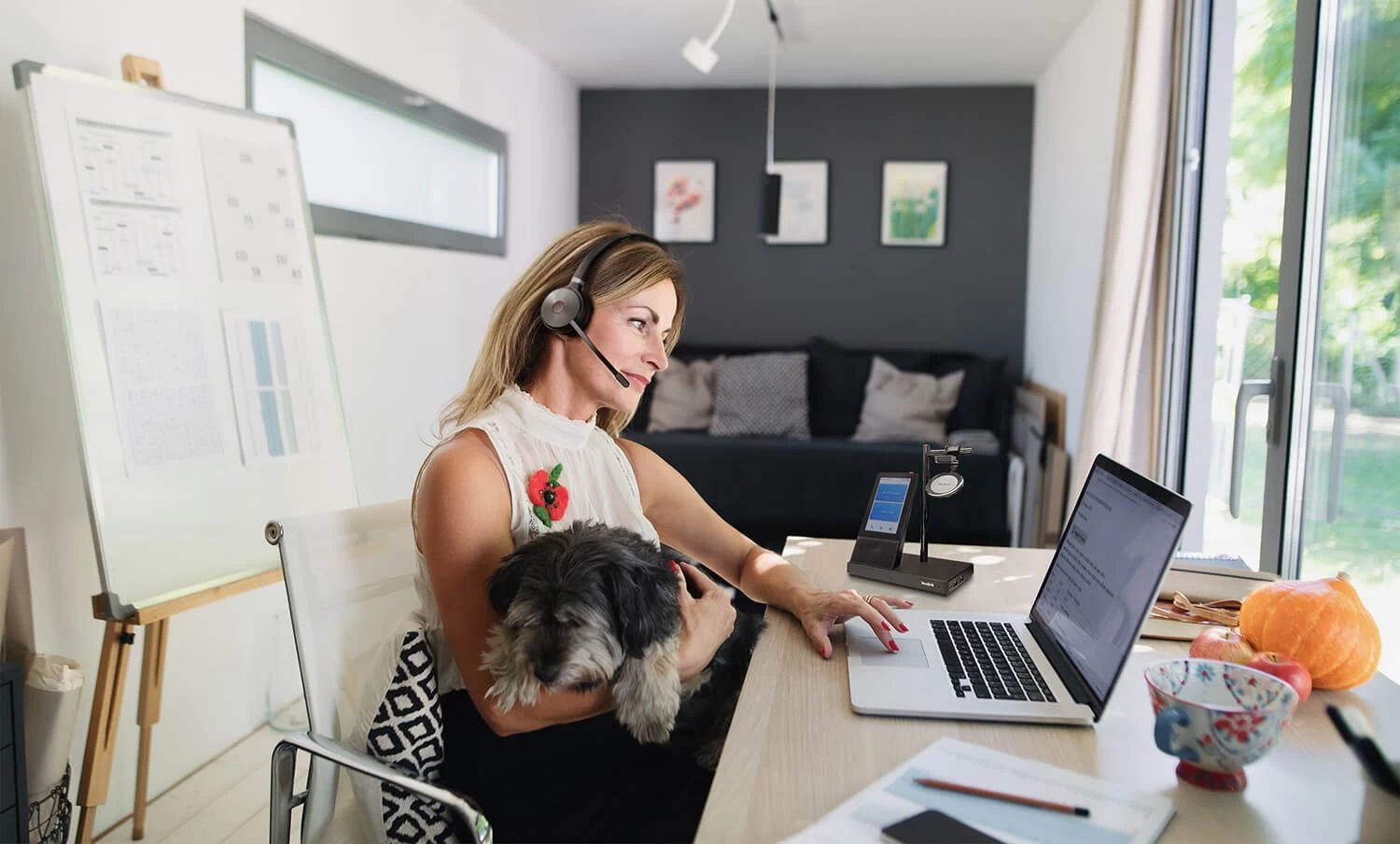 Yealink WH62 Wireless Headset 6 Yealink WH62 Wireless Headset - Image 6