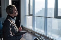 Yealink BH72 Teams Bluetooth Headset -JABRA Store shutterstock 1988062130 4 3